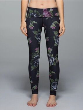 lululemon athletica Wunder Under Pant Black Floral Leggings Sz 6